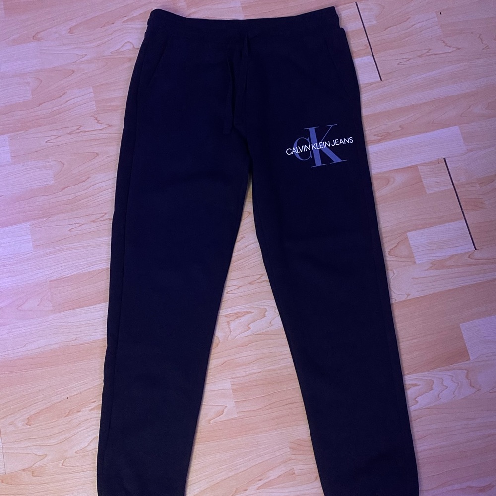 Men’s Calvin Klein pants